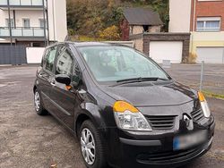 Schwarz Gebraucht 2005 Renault Modus Van / Kleinbus | 1.300 € (Superpreis)
