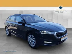 Blackmagic perleffekt (metallic) Gebraucht 2024 Skoda Octavia Ambition Kombi | 32.491 € (Guter Preis)