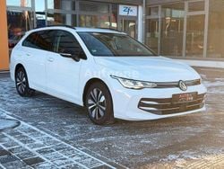 Weiß Gebraucht 2024 VW Golf VIII Goal Kombi | 22.120 € (Superpreis)