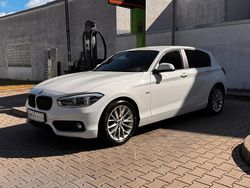 Weiß Gebraucht 2017 BMW 120 Sport Line Kleinwagen | 11.000 € (Fairer Preis)