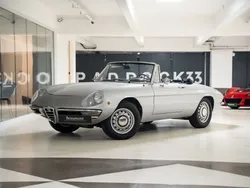 Grau Gebraucht 1969 Alfa Romeo Giulia Spider Veloce Cabrio | 59.900 €