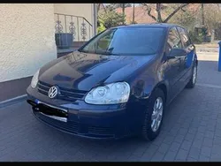 Blau Gebraucht 2006 VW Golf V Kleinwagen | 1.850 € (Etwas zu teuer)