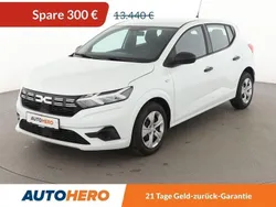Weiß Gebraucht 2024 Dacia Sandero Essentiel Kleinwagen | 12.840 € (Guter Preis)