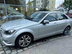 Grau Gebraucht 2013 Mercedes C200 Limousine | 12.499 € (Fairer Preis)