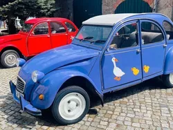 Violett Gebraucht 1988 Citroën 2CV Kleinwagen | 12.850 €