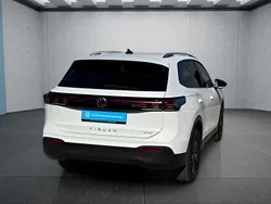Weiß Gebraucht 2024 VW Tiguan SUV | 35.699 € (Fairer Preis)