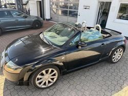Schwarz Gebraucht 2002 Audi TT Roadster Sport Cabrio | 2.999 € (Guter Preis)