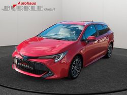 Rot Gebraucht 2021 Toyota Corolla Team Kombi | 19.990 € (Guter Preis)