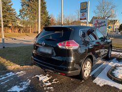 Schwarz Gebraucht 2015 Nissan X-Trail SUV | 7.850 € (Fairer Preis)