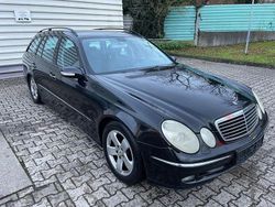 Schwarz Gebraucht 2005 Mercedes E320 Avantgarde Kombi | 1.500 € (Superpreis)