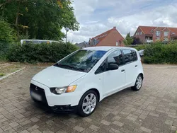 Weiß Gebraucht 2010 Mitsubishi Colt Kleinwagen | 2.990 € (Fairer Preis)