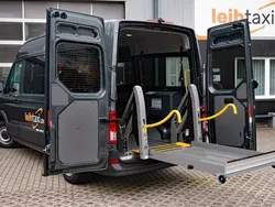 Grau Gebraucht 2024 VW Crafter Van | 69.290 €