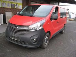 Magma rot (b) Gebraucht 2016 Opel Vivaro Van / Kleinbus | 9.999 € (Superpreis)
