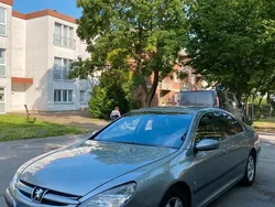 Silber Gebraucht 2002 Peugeot 607 Limousine | 1.750 €