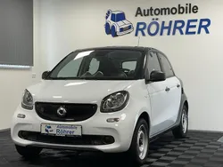 Weiß Gebraucht 2018 Smart ForFour Electric Drive Kleinwagen | 6.990 € (Fairer Preis)
