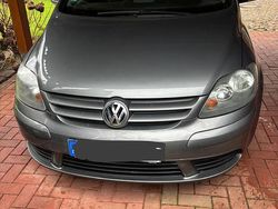 Grau Gebraucht 2005 VW Golf IV Kleinwagen | 3.200 € (Etwas zu teuer)