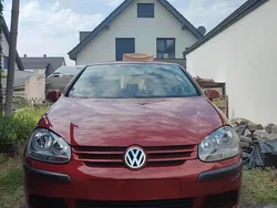 Rot Gebraucht 2004 VW Golf IV Trendline Limousine | 3.200 €