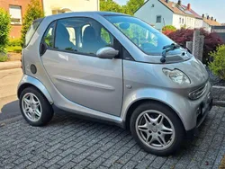 Grau Gebraucht 2003 Smart ForTwo Coupé Passion Coupé | 2.180 €