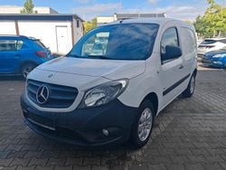 Weiß Gebraucht 2017 Mercedes Citan 111 Van / Kleinbus | 7.400 € (Guter Preis)
