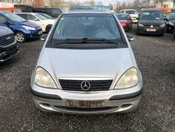 Silber Gebraucht 2003 Mercedes A170 Classic Van / Kleinbus | 950 € (Fairer Preis)