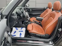Schwarz Gebraucht 2017 Mini John Cooper Works Cabriolet Cabrio | 16.450 € (Etwas zu teuer)
