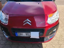 Rot Gebraucht 2008 Citroën C3 Picasso Van / Kleinbus | 2.890 €