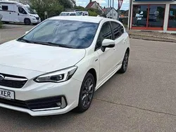 Crystal white Gebraucht 2022 Subaru Impreza Trend Kombi | 24.990 € (Guter Preis)