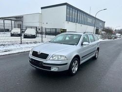 Silber Gebraucht 2009 Skoda Octavia Kombi | 2.890 € (Guter Preis)