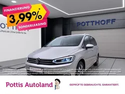Silber Gebraucht 2023 VW Touran Move Van / Kleinbus | 35.443 € (Guter Preis)