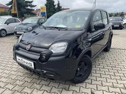 Schwarz Gebraucht 2023 Fiat Panda Cross Cross Kleinwagen | 12.999 € (Fairer Preis)