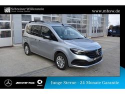 Helvinsilber (metallic) Gebraucht 2024 Mercedes 200 Kombi | 34.391 €
