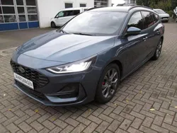 Chromablau Gebraucht 2023 Ford Focus ST-Line X Kombi | 24.900 € (Fairer Preis)