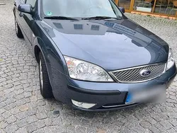 Grau Gebraucht 2004 Ford Mondeo Limousine | 1.100 € (Superpreis)