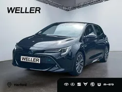 Schwarz Gebraucht 2021 Toyota Corolla Team Limousine | 21.349 € (Fairer Preis)