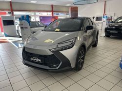 Silber Gebraucht 2024 Toyota C-HR Team SUV | 38.990 €
