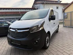 Weiß Gebraucht 2015 Opel Vivaro Van | 7.999 € (Fairer Preis)