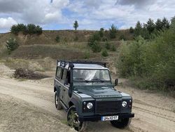 Grün Gebraucht 2012 Land Rover Defender SE SUV | 27.500 € (Teuer)