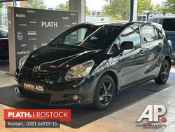 Schwarz Gebraucht 2011 Toyota Verso Edition Van / Kleinbus | 6.390 € (Fairer Preis)