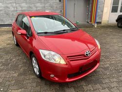 Gebraucht 2011 Toyota Auris Limousine | 8.950 € (Teuer)