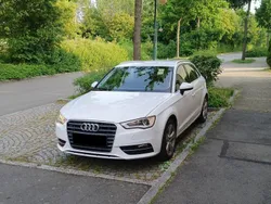 Weiß Gebraucht 2014 Audi A3 Sportback Limousine | 10.500 € (Guter Preis)