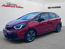 Premium crystal red metallic Neu 2025 Honda Jazz Advance Kleinwagen | 30.990 € (Fairer Preis)