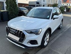 Weiß Gebraucht 2021 Audi Q3 Ambiente SUV | 27.500 € (Guter Preis)