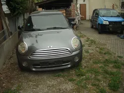 Grau Gebraucht 2010 Mini Cooper D Kleinwagen | 2.700 € (Superpreis)