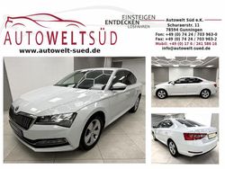 Moonweißperleffekt metallic Gebraucht 2022 Skoda Superb Ambition Limousine | 23.900 € (Fairer Preis)