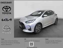 Silver metallic Gebraucht 2022 Toyota Yaris Hybrid Comfort Kleinwagen | 20.790 € (Fairer Preis)