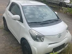 Weiß Gebraucht 2009 Toyota iQ Kleinwagen | 3.200 € (Guter Preis)
