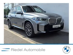 Skyscraper grau metallic Gebraucht 2024 BMW X5 M Sport SUV | 80.780 € (Superpreis)