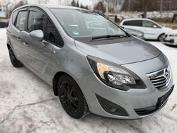 Silber Gebraucht 2011 Opel Meriva Innovation Van / Kleinbus | 3.199 € (Superpreis)