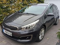 Grau Gebraucht 2017 Kia Ceed Sportswagon Spirit Kombi | 9.390 € (Fairer Preis)