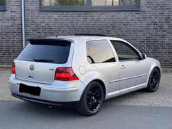 Silber Gebraucht 2002 VW Golf IV Kleinwagen | 2.160 € (Fairer Preis)